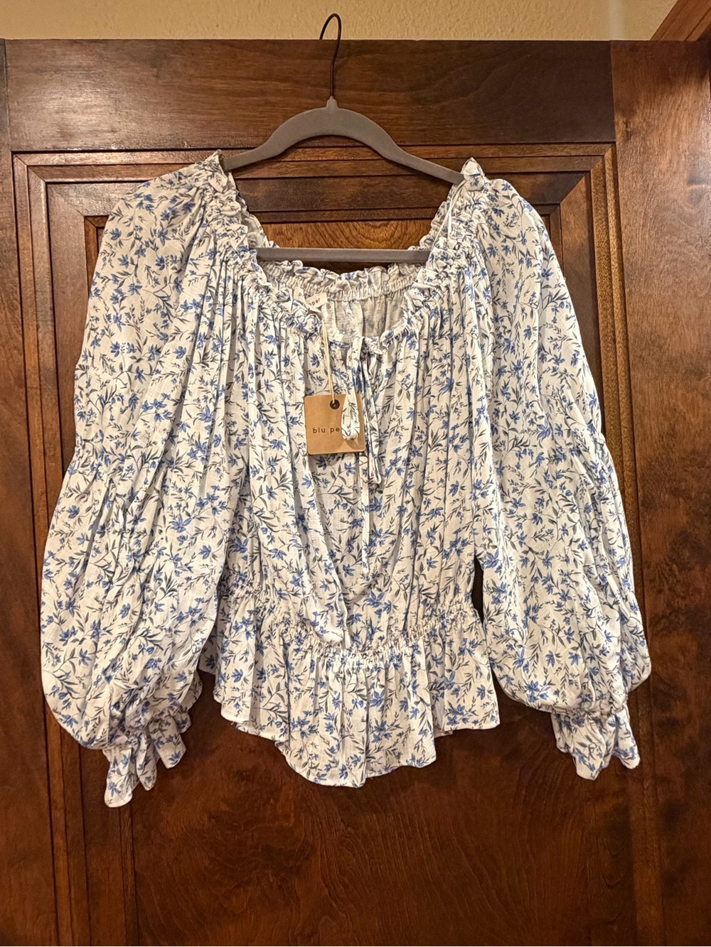 Blu Pepper White and Blue Floral Peasant Top